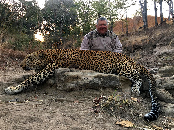 JohnnyLeopard.jpg